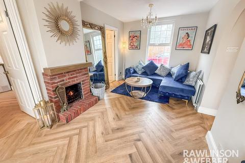 undefined, Leatherhead Road, Chessington KT9