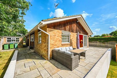 undefined, Oakhurst, Henfield