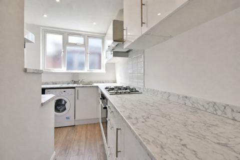 3 bedroom flat for sale, Chatsworth Road, Mapesbury, London, NW2