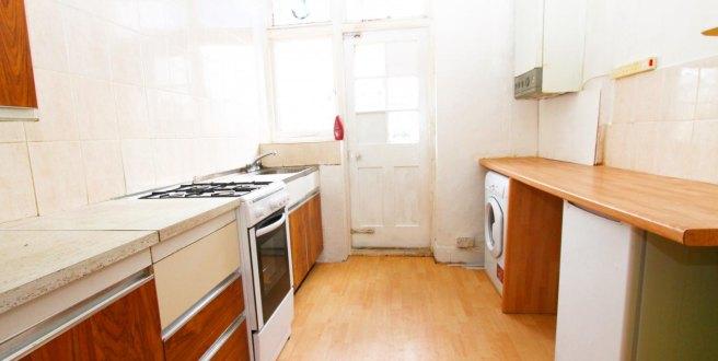 Daybrook-road-sw19-3dj-1049395