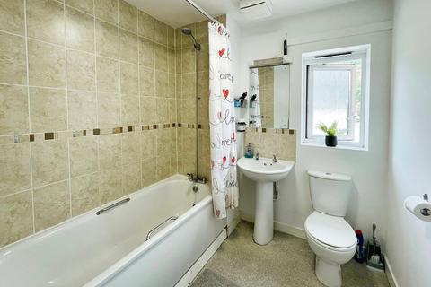 3 bedroom end of terrace house for sale, Ynys Y Wern, Cwmavon, Port Talbot, SA12