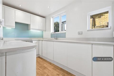 undefined, Hillside Road, Billericay, CM11