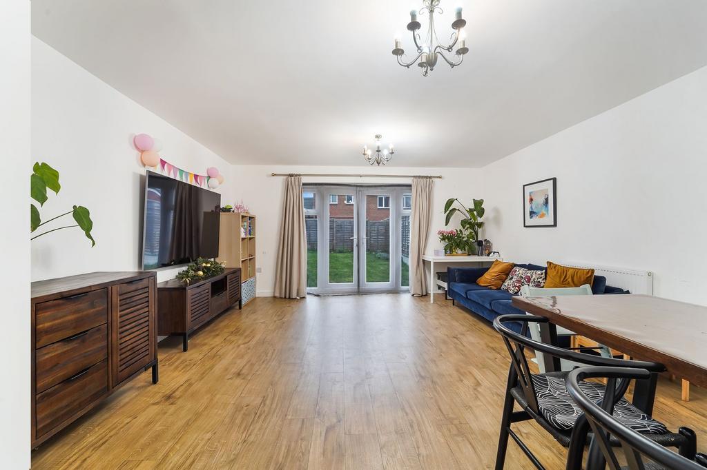 Galatea Way, Epsom - KT19 9 GF