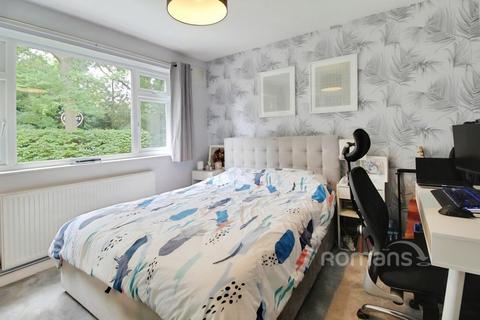 undefined, Prospect Road, Farnborough, Hampshire, GU14