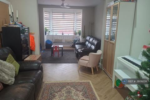 undefined, Rosebery Road, Hounslow, TW3