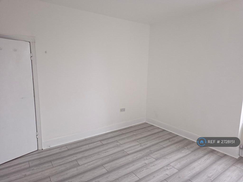 Double Bedroom 2
