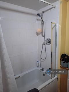 2 bedroom flat to rent, Robertson Gait, Edinburgh, EH11