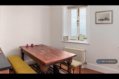 2 bedroom flat to rent, Brunswick Square, Hove, BN3