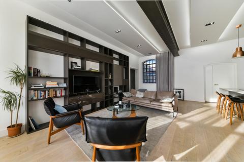 undefined, Mandeville Courtyard, 142 Battersea Park Road, London SW11