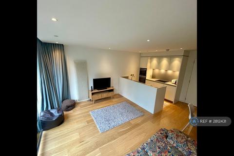 1 bedroom flat to rent, Simpsons Loan., Edinburgh, EH3