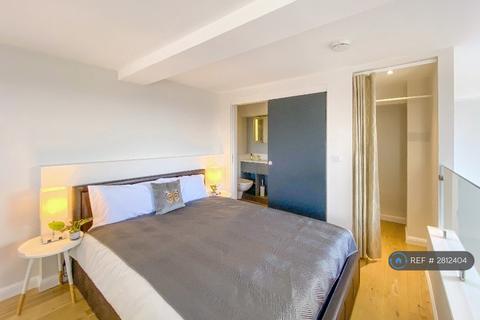 1 bedroom flat to rent, Mcdonald Road, Edinburgh, EH7