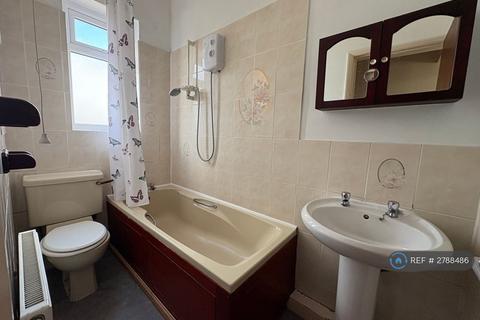 undefined, Racecommon Road, Barnsley, S70