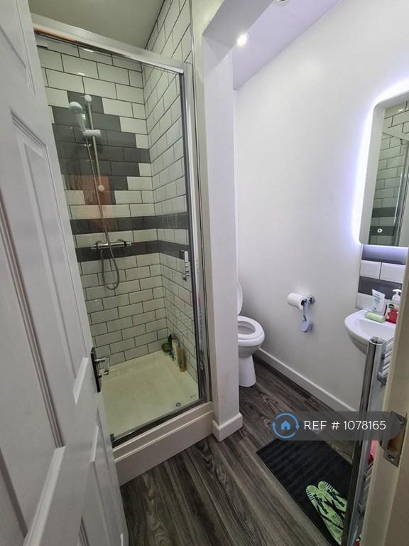 Downstairs Bathroom