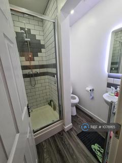 5 bedroom terraced house to rent, Banff Road, Manchester, M14