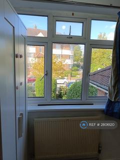 2 bedroom flat to rent, Alexandra Avenue, Harrow, HA2