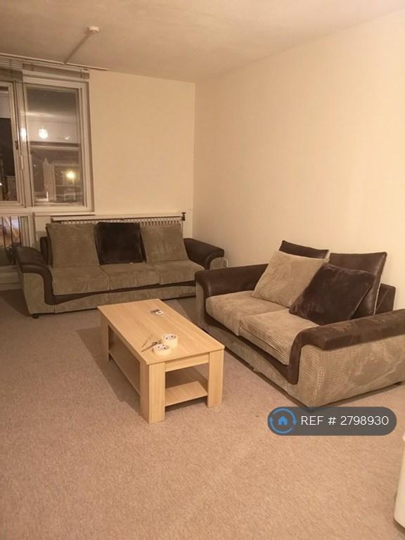 Large Lounge/Sleeping Area. Sofa/Table Included