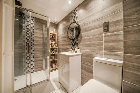 2 bedroom flat for sale, Deal Street, London E1