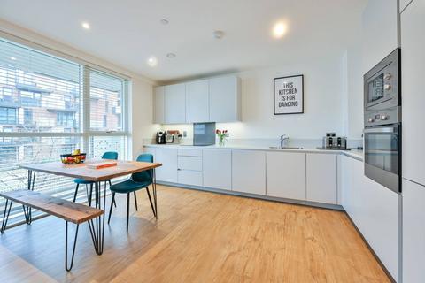 2 bedroom flat for sale, Danson Mews, Elephant and Castle, LONDON, SE17