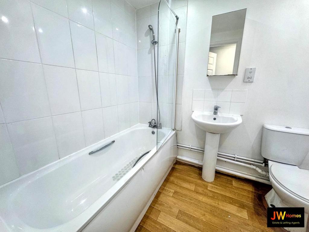 Bathroom (14)