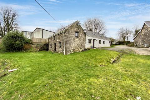 undefined, Llanycefn, Clynderwen