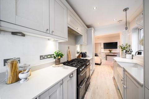 3 bedroom terraced house for sale, Park Walk, Ashtead