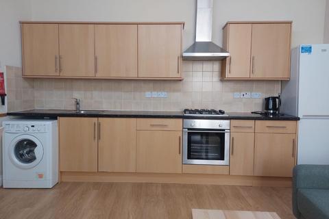 2 bedroom flat to rent, Uxbridge Road, Shepherds Bush, W12