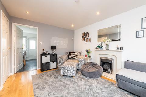2 bedroom terraced house for sale, Niddrie Marischal Place, Edinburgh EH16