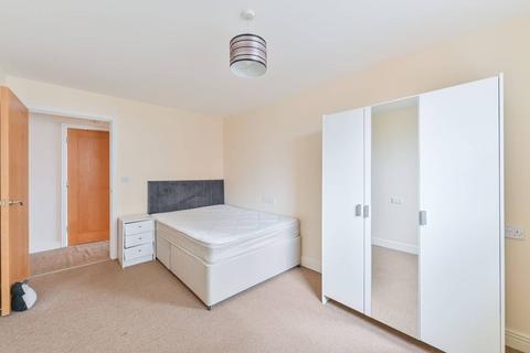 2 bedroom flat to rent, Erebus Drive, Woolwich, London, SE28