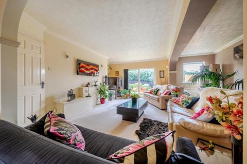 undefined, Busby Close,  Stonesfield,  OX29