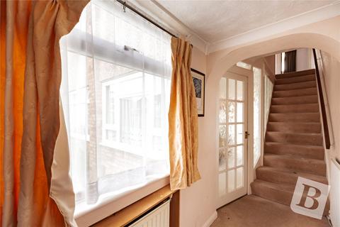 3 bedroom semi-detached house for sale, Chichester Drive, Springfield, Essex, CM1