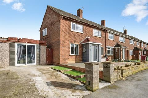 3 bedroom end of terrace house for sale, Searby Road, SCUNTHORPE
