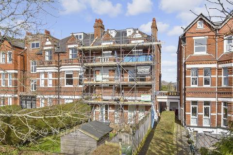 1 bedroom apartment for sale, Shorncliffe Road, Folkestone, Kent