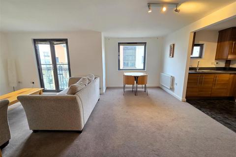 2 bedroom apartment for sale, St Margarets Court, Marina, Swansea