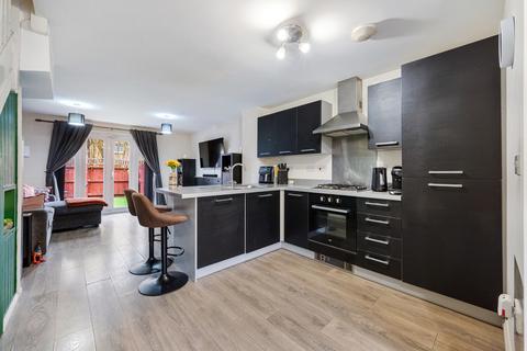 2 bedroom end of terrace house for sale, Admiral Way, Hyde, SK14