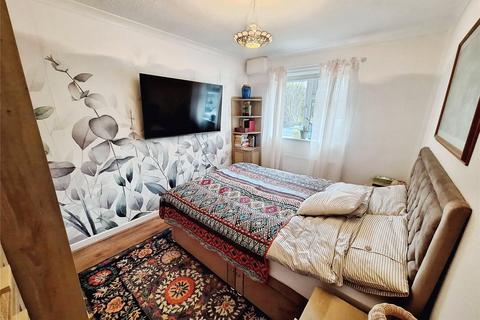 2 bedroom bungalow for sale, Tuttle Hill, Warwickshire CV10