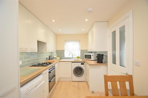 undefined, STUNNING PURPOSE BUILT APARTMENT * SANDOWN