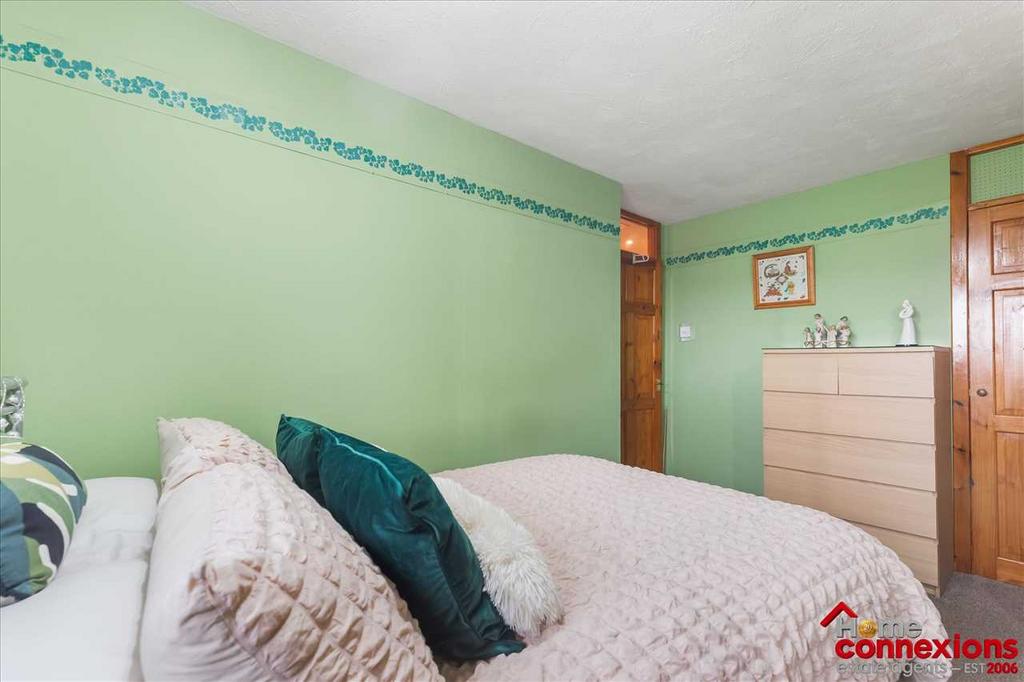 Bedroom One (2)