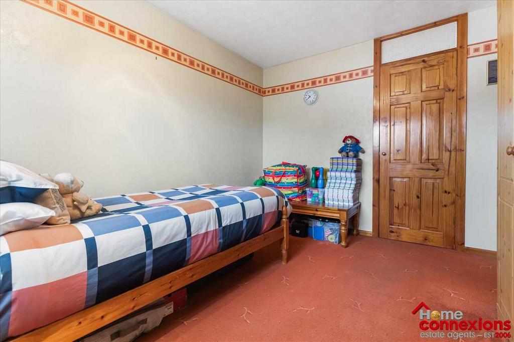 Bedroom Two (2)
