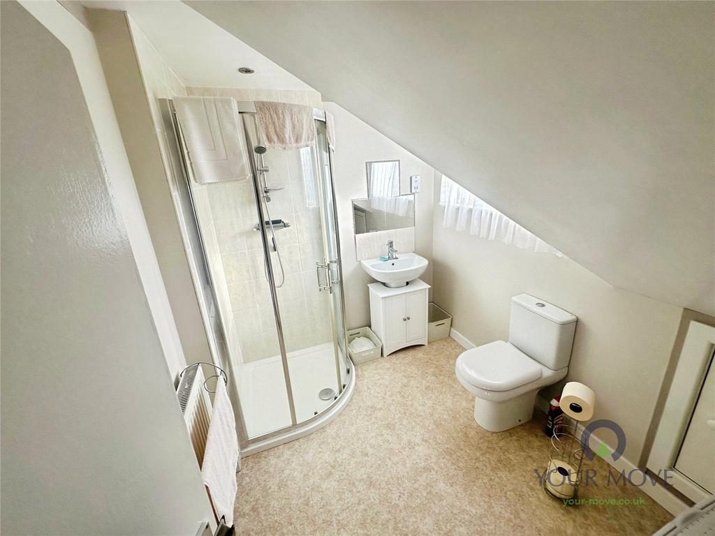 En Suite Shower Roo