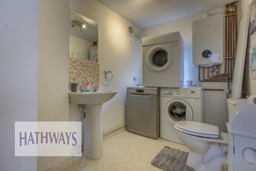 Downstairs WC / Utility Room