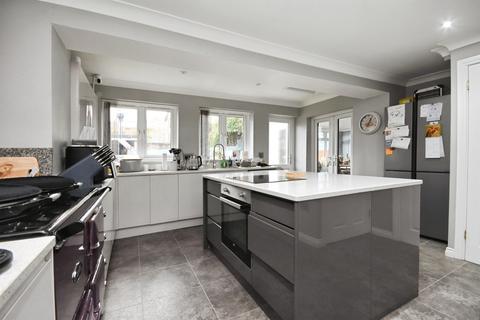 4 bedroom detached house for sale, Cleves Road, Haverhill