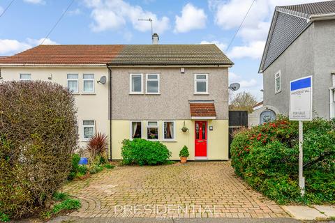 3 bedroom end of terrace house for sale, Grosvenor Drive, Loughton IG10