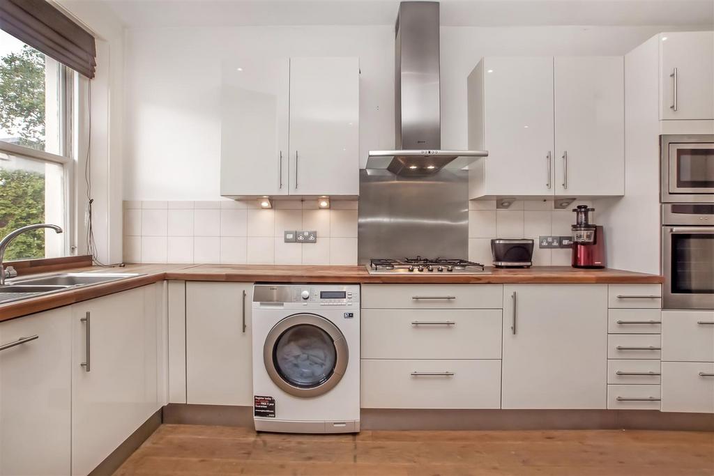 Kitchen high.jpg