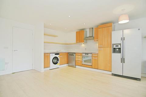 2 bedroom flat for sale, Woodeson Lea, Leeds