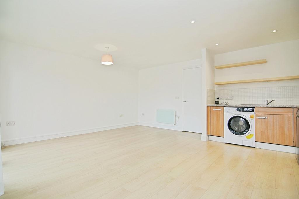 Kitchen / living