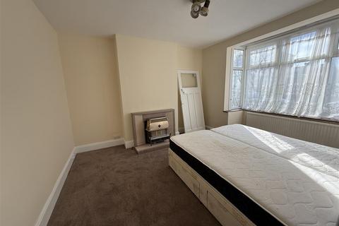 undefined, St Barnabas Road, CR4