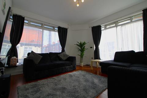 3 bedroom terraced house for sale, Kingston Road, Leicester, LE2