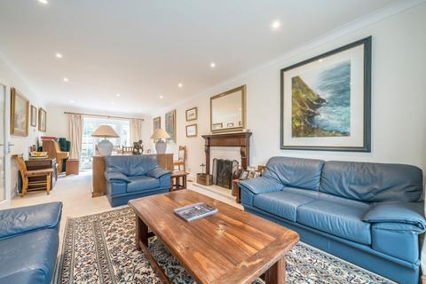 undefined, Godolphin Road, Weybridge KT13