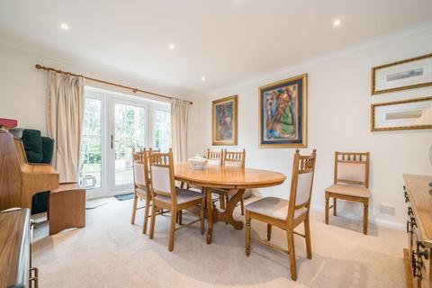 undefined, Godolphin Road, Weybridge KT13