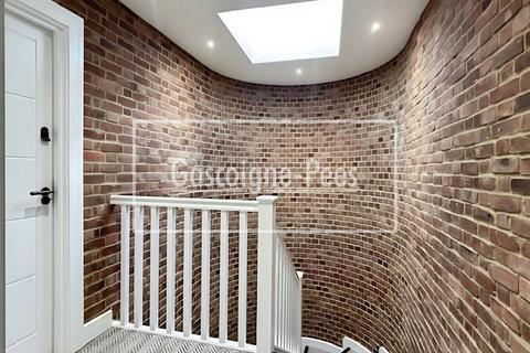 undefined, North Street, Dorking, RH4